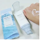 کرم ضد آفتاب بدون رنگ سنتلا، 50 SPFمناسب پوست حساس، نرمال و خشک و حجم 50 میلی‌لیتر - Image 2